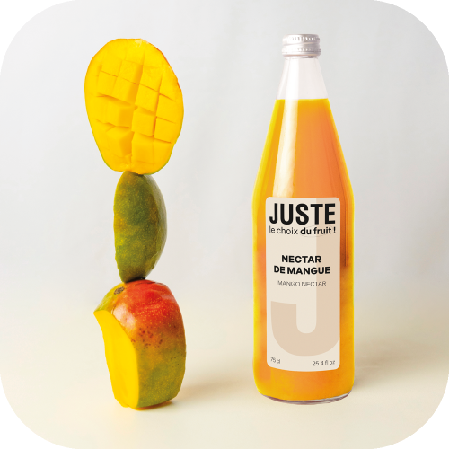 Bouteille en verre de nectar de mangue de couleur orange 75 cl de face totem de fruits -  Juste le Choix du Fruit
