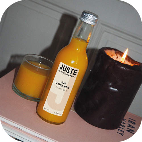 Bouteille en verre de jus d'orange de couleur orange 25 cl de face verre bougie -  Juste le Choix du Fruit